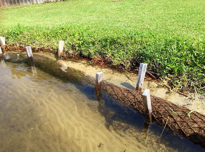 BioD-Roll coir logs deployed for erosion control